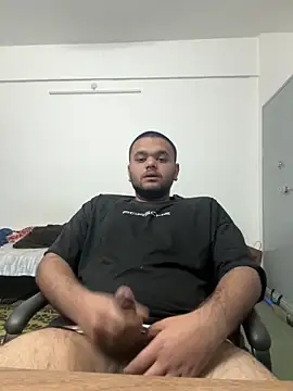 Noavacado  online show from February 16, 2026, 2:37 pm