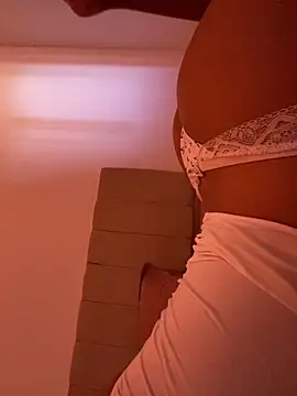 Liz angel777 online show from November 27, 2025, 2:50 pm