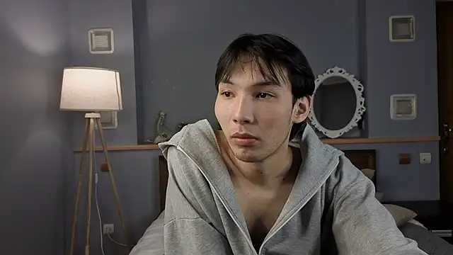 swiftpocket1 online show from November 27, 2025, 6:41 pm