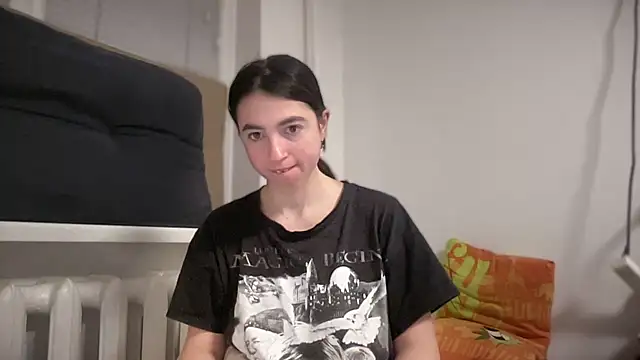 Aphr0ditee online show from March 16, 2026, 8:22 pm