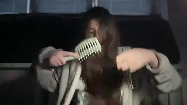 Aphr0ditee online show from January 18, 2026, 1:47 pm