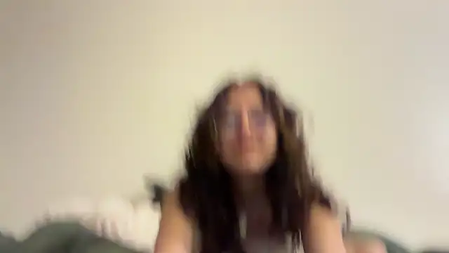 Alicatcua  online show from May 29, 2026, 1:55 am