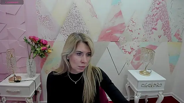 Juicy wel1 online show from December 1, 2025, 11:22 am