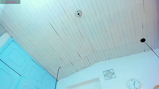 Hot Darliing online show from January 5, 2026, 6:33 pm