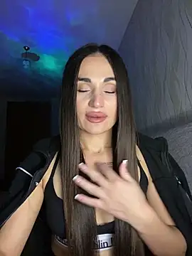 Snapshot of MonikaSi chatting on February 2, 2026, 4:28 pm MonikaSi online show from February 2, 2026, 4:28 pm