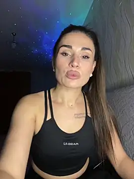 Snapshot of MonikaSi chatting on February 6, 2026, 9:22 pm MonikaSi online show from February 6, 2026, 9:22 pm