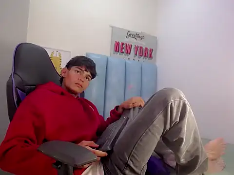 Lil babyyy  online show from December 14, 2025, 3:24 am