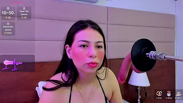 dahian boobs online show from December 21, 2025, 11:45 am