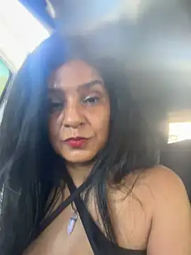 Snapshot of sweetCatallina chatting on July 28, 2026, 3:32 pm sweetCatallina online show from July 28, 2026, 3:32 pm