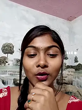 Cute diya023 online show from March 11, 2026, 5:18 pm
