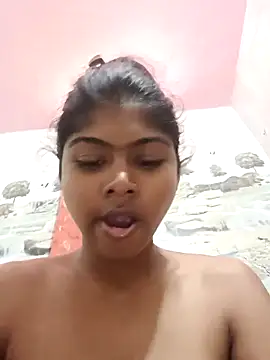 Cute diya023 online show from March 2, 2026, 4:02 am