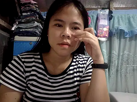 Snapshot of xxdreamgirl69 chatting on May 14, 2026, 4:42 am xxdreamgirl69 online show from May 14, 2026, 4:42 am