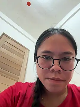 Snapshot of xxdreamgirl69 chatting on May 3, 2026, 9:14 am xxdreamgirl69 online show from May 3, 2026, 9:14 am