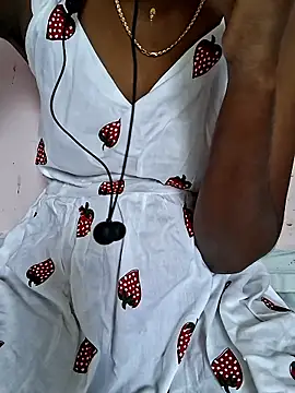 Tamil Laksh online show from January 12, 2026, 6:09 am