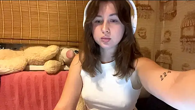 Snapshot of Tessa_Muse chatting on December 2, 2025, 3:47 pm Tessa Muse online show from December 2, 2025, 3:47 pm