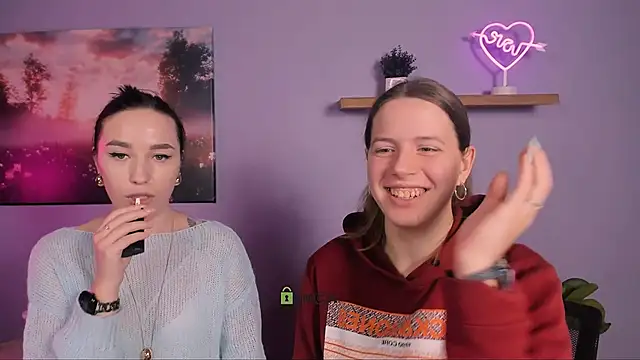 Snapshot of aylin_mirage chatting on December 2, 2025, 10:06 am aylin mirage online show from December 2, 2025, 10:06 am