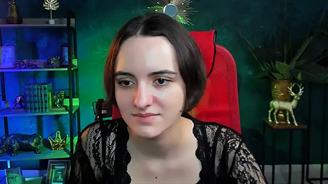 KateWillows online show from February 1, 2026, 4:11 am