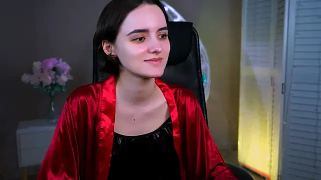 KateWillows online show from March 18, 2026, 4:26 am