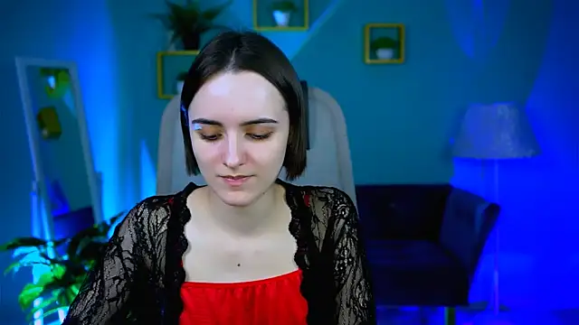 KateWillows online show from March 21, 2026, 4:35 am