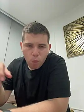 ian david Xxx online show from November 30, 2025, 2:12 am