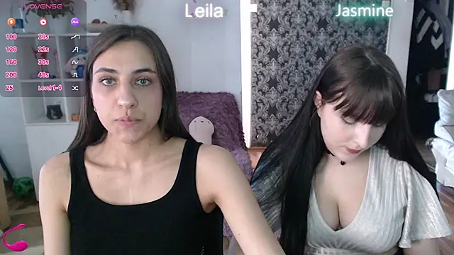 Snapshot of JasmineAdamss chatting on April 23, 2026, 8:10 am JasmineAdamss online show from April 23, 2026, 8:10 am