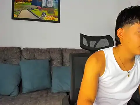 Mikke18 online show from November 29, 2025, 3:17 am