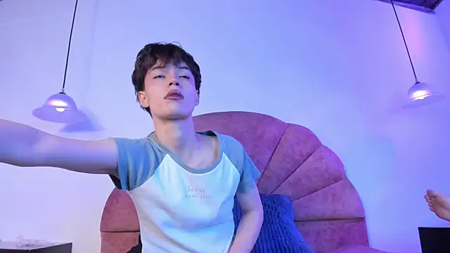 Brenda Tina online show from January 14, 2026, 7:50 pm