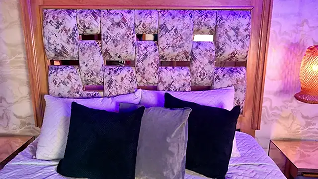 Snapshot of emily_dempsey chatting on February 15, 2026, 7:13 pm emily dempsey online show from February 15, 2026, 7:13 pm