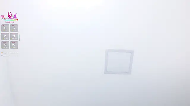 rebeca-flame online show from March 6, 2026, 11:33 pm