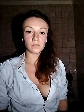 Snapshot of Kseniae chatting on December 3, 2025, 6:29 pm Kseniae online show from December 3, 2025, 6:29 pm