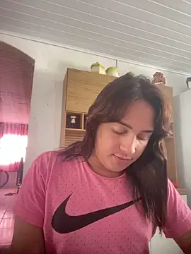 larysinha online show from May 29, 2026, 5:19 pm