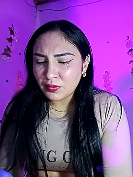 Emy cutee online show from March 17, 2026, 12:41 pm