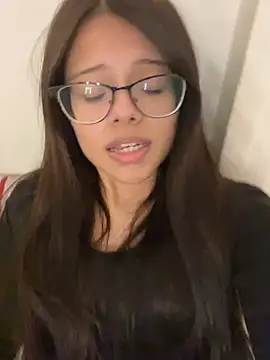 Snapshot of omifresita chatting on July 9, 2026, 10:20 pm omifresita online show from July 9, 2026, 10:20 pm