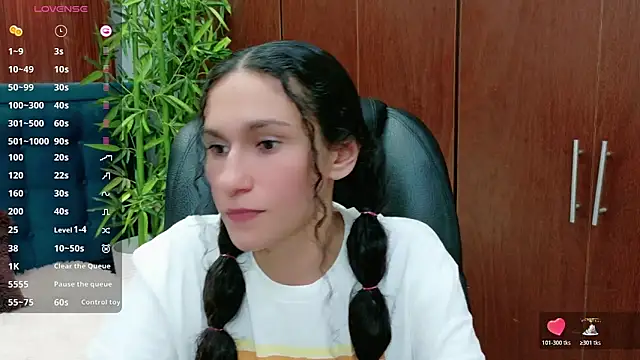 violeta 0426 online show from December 21, 2025, 12:35 am