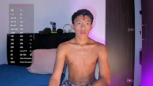 Snapshot of santinaughty chatting on February 2, 2026, 1:48 am santinaughty online show from February 2, 2026, 1:48 am