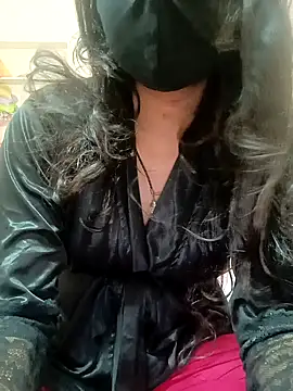 Rukmadi hot online show from May 15, 2026, 3:59 am