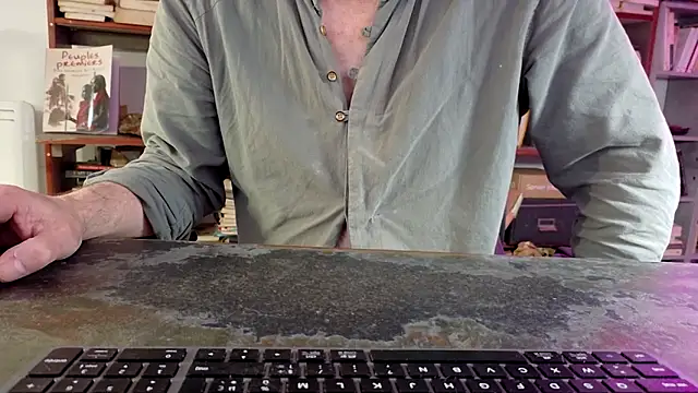 diogene11 online show from December 1, 2025, 11:33 am