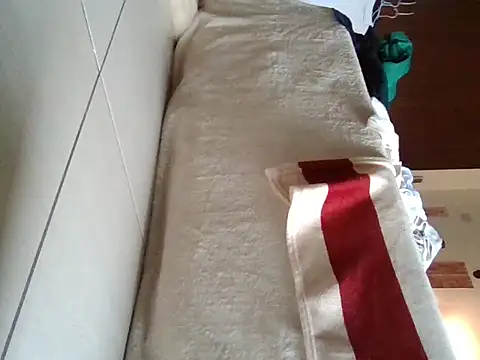 ilove90123 online show from April 23, 2026, 12:06 am