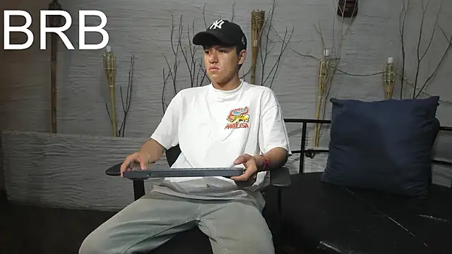 isaac grimm online show from February 3, 2026, 3:15 am