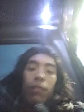 -Julianxxxcho- online show from December 2, 2025, 11:06 pm