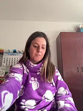 Snapshot of Sareyxon chatting on February 6, 2026, 9:27 am Sareyxon online show from February 6, 2026, 9:27 am