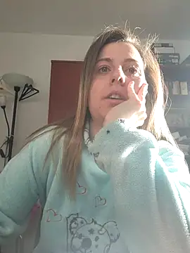 Snapshot of Sareyxon chatting on December 5, 2025, 8:46 am Sareyxon online show from December 5, 2025, 8:46 am