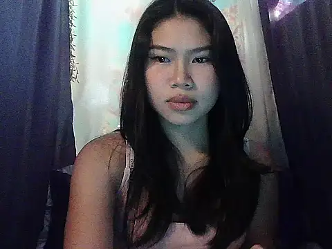 Allysonxx05 online show from February 20, 2026, 11:39 pm