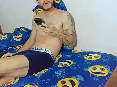 Snapshot of Rayan_Wolf chatting on June 21, 2026, 3:45 am Rayan Wolf online show from June 21, 2026, 3:45 am