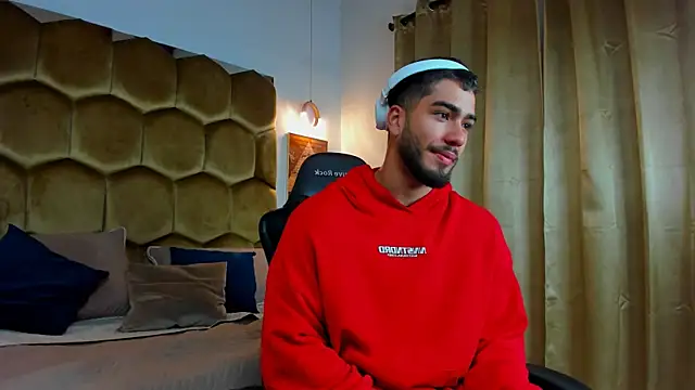 Franco banderas online show from February 23, 2026, 11:00 am