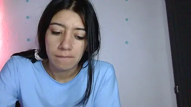 Snapshot of TaylorLove- chatting on January 12, 2026, 2:35 pm TaylorLove- online show from January 12, 2026, 2:35 pm