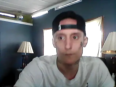 lottatoxicshyt online show from May 27, 2026, 2:24 pm