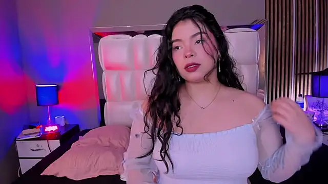 xCharlotte 20 online show from December 20, 2025, 10:45 pm