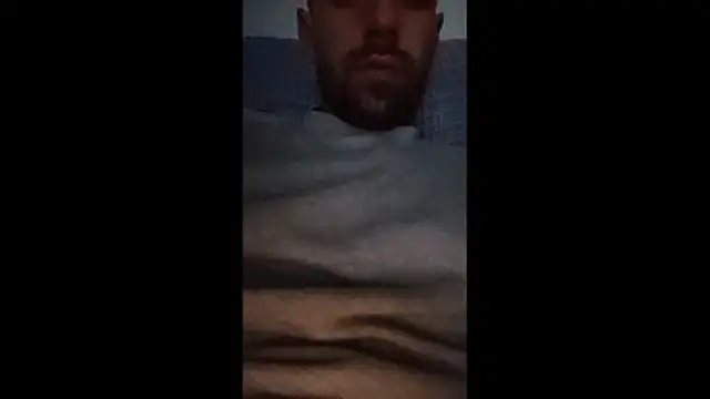 Elchicomalo29 online show from January 15, 2026, 10:13 pm