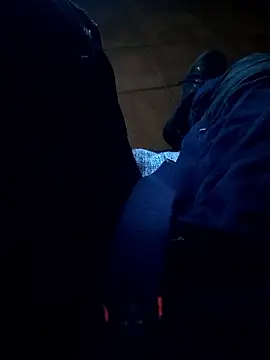 Elchicomalo29 online show from January 13, 2026, 4:27 am